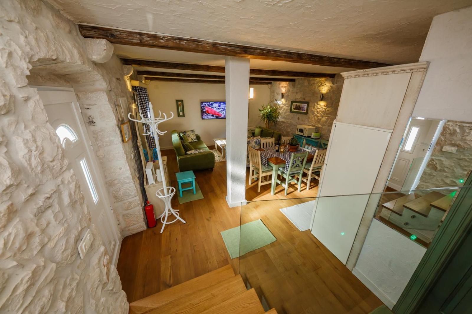 Apartment Rustik คาชเตลา ภายนอก รูปภาพ